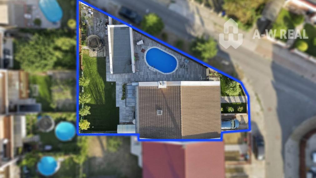 Kvalitná rekonštrukcia rodinný dom v západnej lokalite mesta.