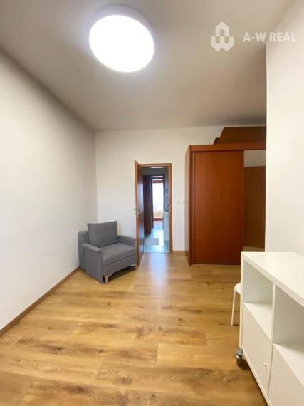 Na prenájom  elegantný 3 izbový byt priamo v centre Dunajskej Stredy v budove DUNA PALÁC