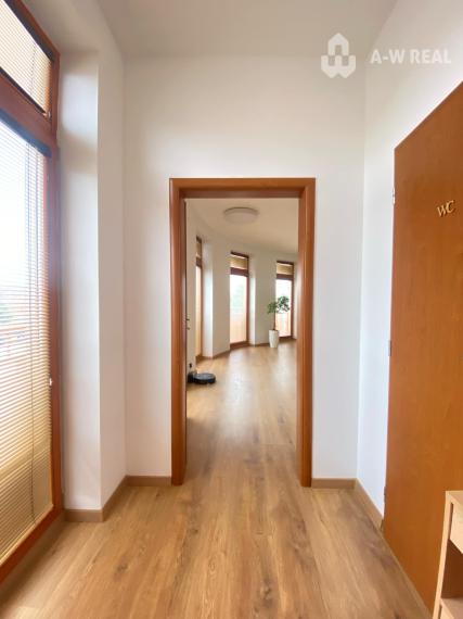 Na prenájom  elegantný 3 izbový byt priamo v centre Dunajskej Stredy v budove DUNA PALÁC