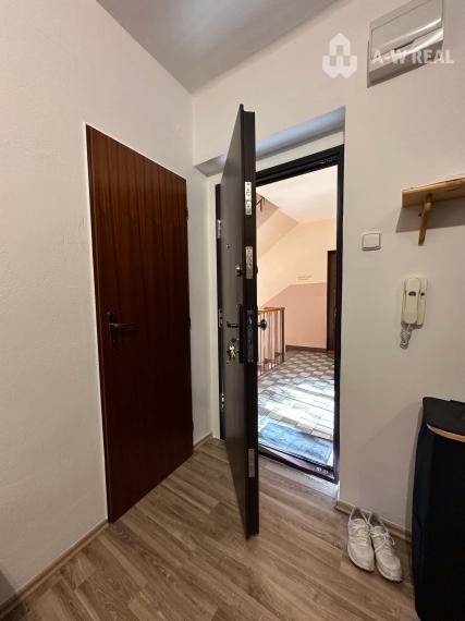 NA PREDAJ kompletne zrekonštruovaný 3-izbový byt s nadštandardnou pivnicou , s balkónom a klimatizáciou v Dunajskej Strede