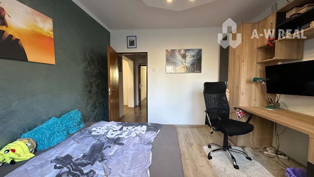 NA PREDAJ kompletne zrekonštruovaný 3-izbový byt s nadštandardnou pivnicou , s balkónom a klimatizáciou v Dunajskej Strede