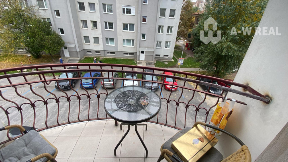 NA PREDAJ  Kompletne zrekonštruovaný 3-izbový tehlový byt s balkónom v Dunajskej Strede