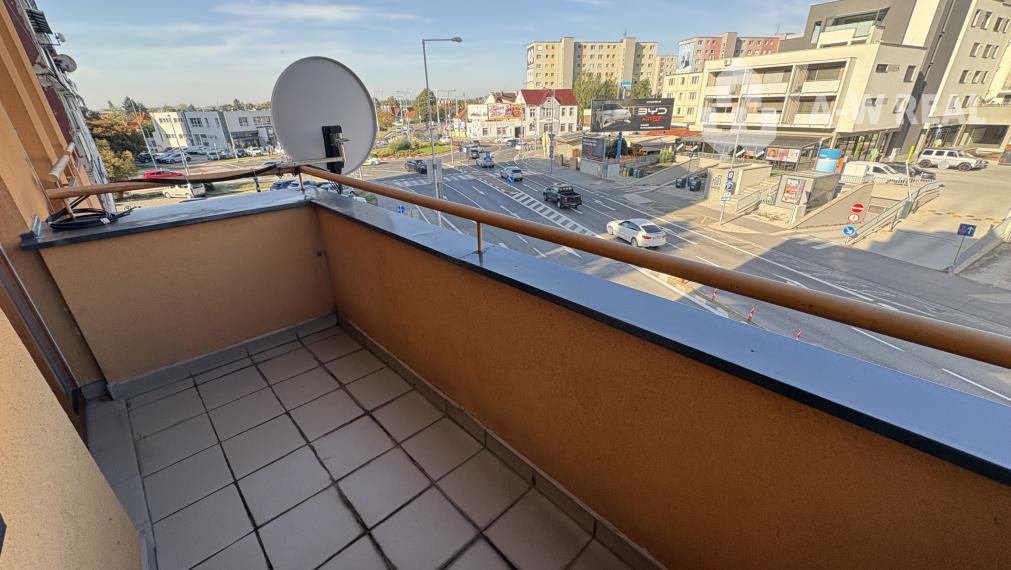 PRENÁJOM: ☎️0917656551📞Výnimočný, veľkometrážny 3-izbový byt na prenájom v polyfunkčnom dome DUNA PALÁC v Dunajskej Strede na Galantskej ceste