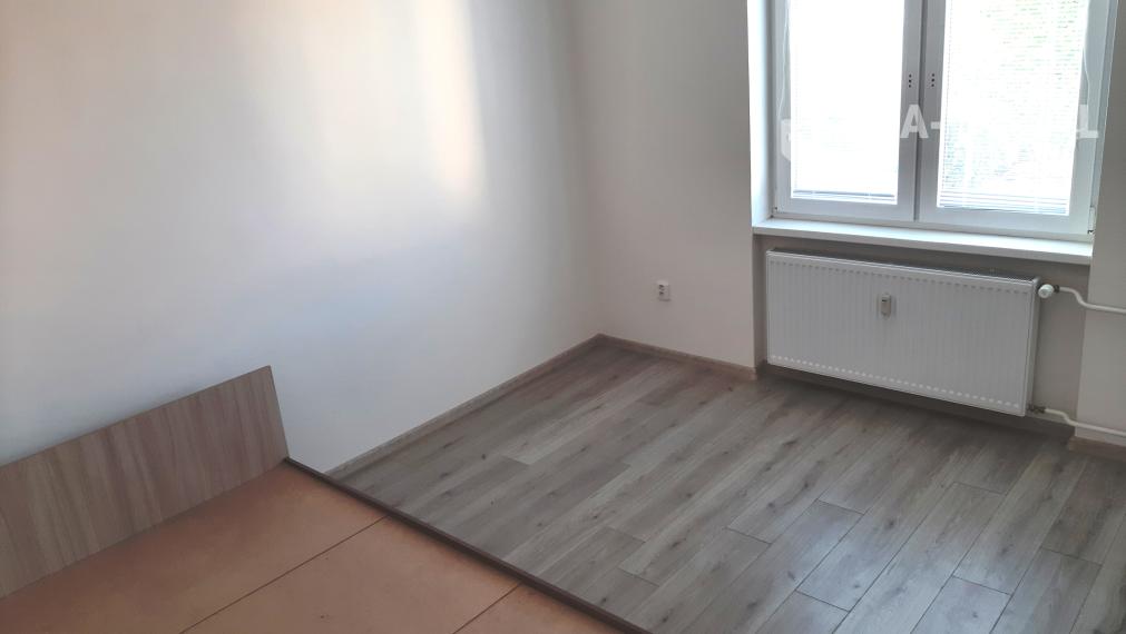Na prenájom útulný 2 izbový byt s balkónom od 1. novembra
