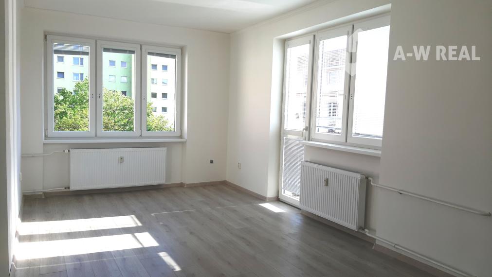 Na prenájom útulný 2 izbový byt s balkónom od 1. novembra