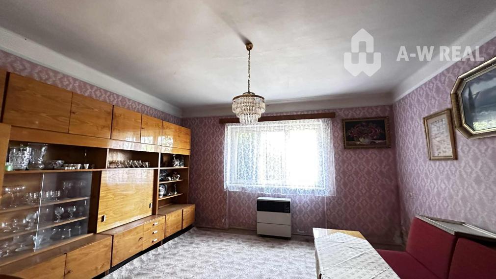 Na predaj starší rodinný dom vhodný na kompletnú prestavbu  v obci Dunajský Klátov s novými vizualizáciami