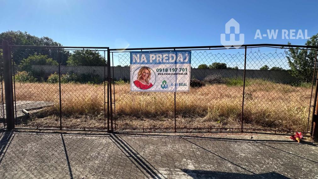 Na predaj stavebný pozemok v Gabčíkove s možnosťou zakúpenia projektu