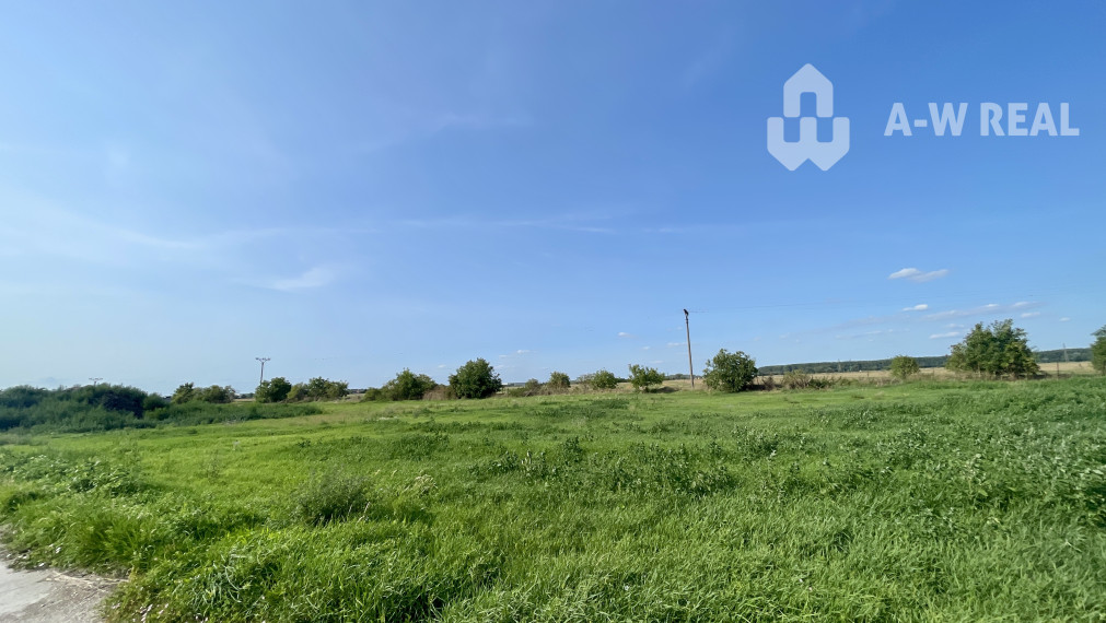 ATRAKTÍVNY POZEMOK PRE PODNIKANIE – 8 934 m²