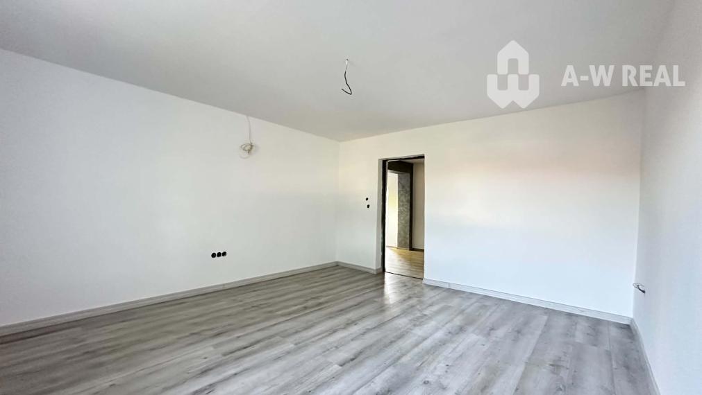 Na predaj starší, čiastočne zrekonštruovaný 3 izbový rodinný dom v obci Okoč