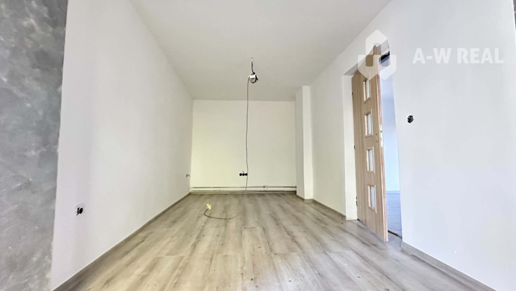 Na predaj starší, čiastočne zrekonštruovaný 3 izbový rodinný dom v obci Okoč