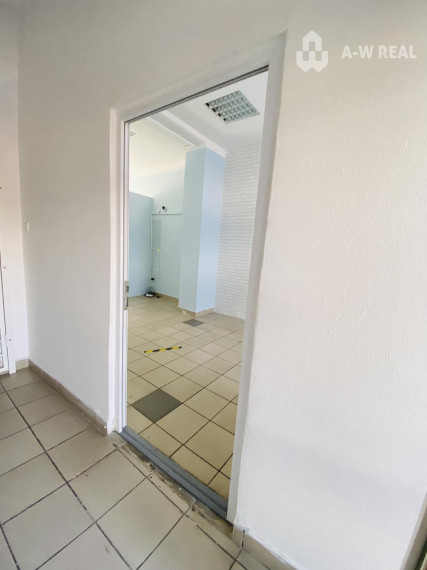 Na prenájom obchodný priestor 30 m2 v centre mesta Dunajská Streda