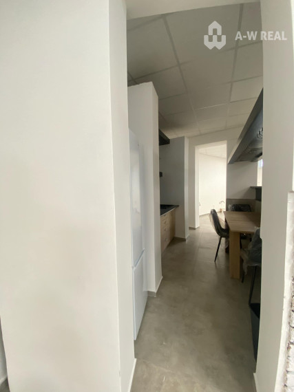 Na prenájom väčší obchodný priestor 230 m² v suteréne v širšom centre mesta Dunajskej Stredy