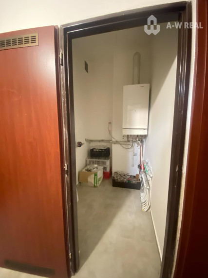 Na prenájom väčší obchodný priestor 230 m² v suteréne v širšom centre mesta Dunajskej Stredy