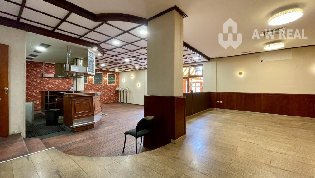 Prenájom komerčných priestorov – bývalá reštaurácia | centrum mesta