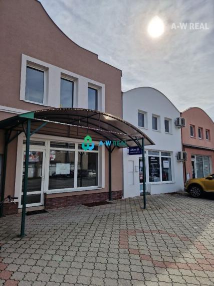 Top ponuka! Prenájom - Polyfunkčná budova s možnosťou podnikania a bývania neďaleko centra mesta Dunajskej Stredy