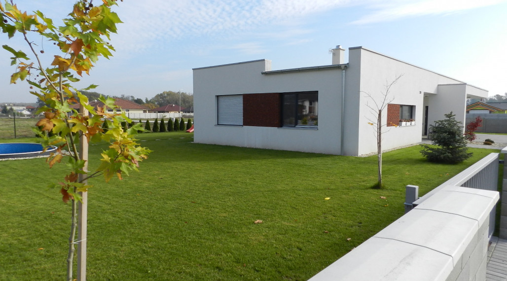 4.ETAPA!!! MODERNÁ NOVOSTAVBA - 4 izbový nízkoenergetický bungalov vysokej kvality