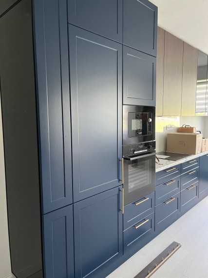 Luxusný byt na prenájom úplne nový kompletne zariadený s garážou.