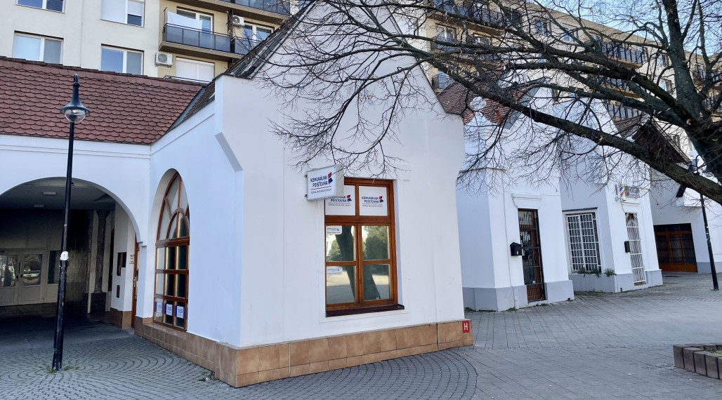 DUNASJKÁ STREDA – OBCHODNÁ BUDOVA PRIAMO V CENTRE MESTA