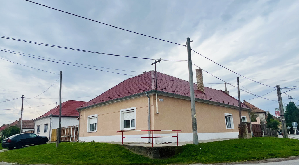 ZNÍŽENÁ CENA!!! Apartmánový dom na predaj vo Veľkom Mederi