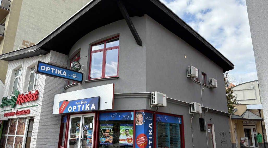 Prenájom nebytového priestoru na podnikateľské účely v CENTRE Dunajskej Stredy, úž. plocha 63 m2