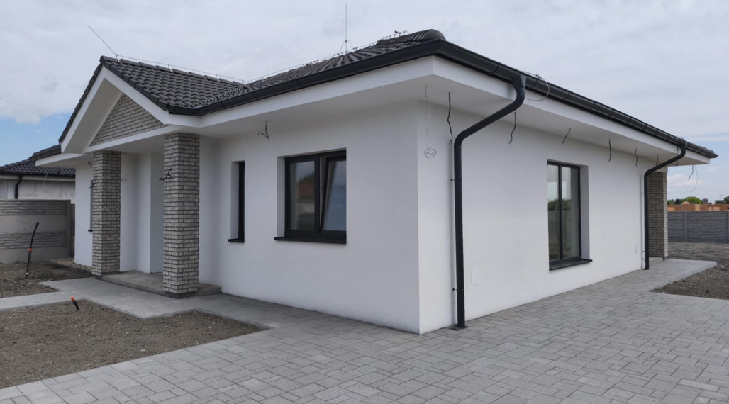 Znížená cena!!!NOVOSTAVBA: Krásny, atraktívny, priestranný 4-izbový rodinný dom na predaj v obci Povoda, 1 km od Dunajskej Stredy, pozemok 700 m2