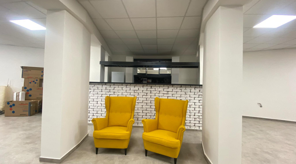 0918197701-Na prenájom väčší obchodný priestor 230 m² v suteréne v širšom centre mesta Dunajskej Stredy