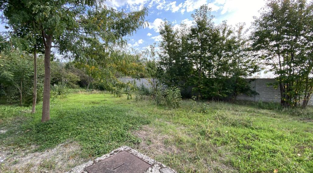 0918197701- Na predaj stavebný pozemok na stavbu RD v Gabčíkove / 95 000,- EUR