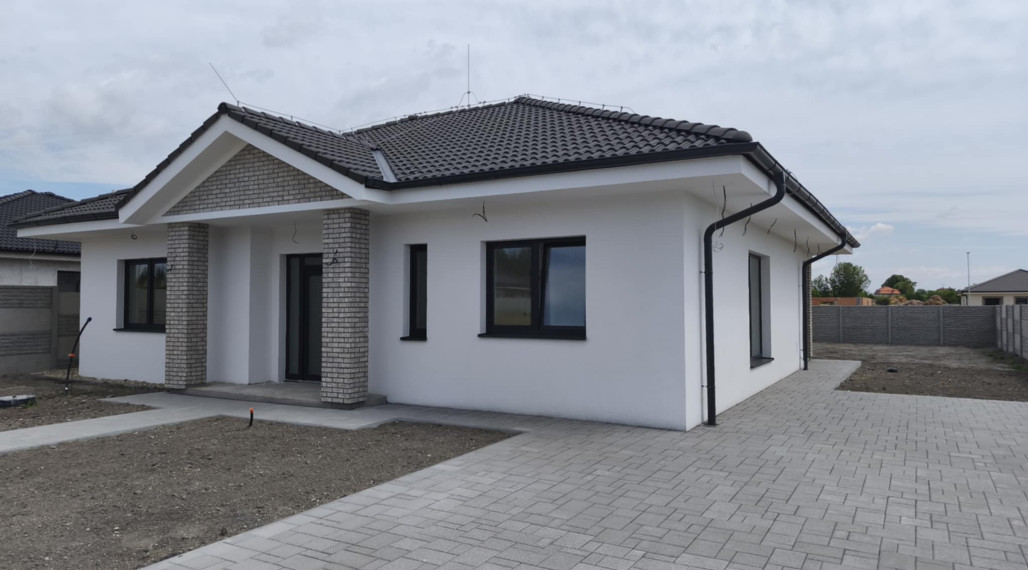 Znížená cena!!!NOVOSTAVBA: Krásny, atraktívny, priestranný 4-izbový rodinný dom so štandardnou výbavou na predaj v obci Povoda, 1 km od Dunajskej Stredy, pozemok 700 m2