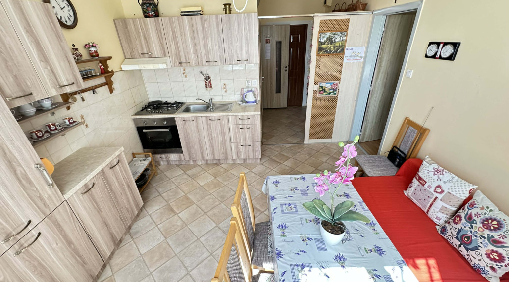 ☎️ 0918/197 701 NA PREDAJ EXKLUZÍVNE  : 1 izbový byt s loggiou  ( 38,40 m2 ) na Neratovickom námestí  - Dunajská Streda