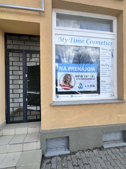 Na prenájom obchodný priestor 30 m2 v centre mesta Dunajská Streda