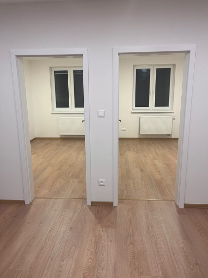 Byt na prenájom v centre obce.