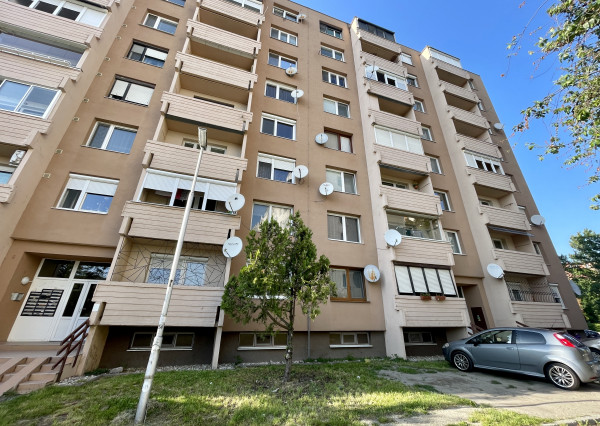 REZERVOVANÉ-Dunajská Streda – 2-izbový byt v centre mesta