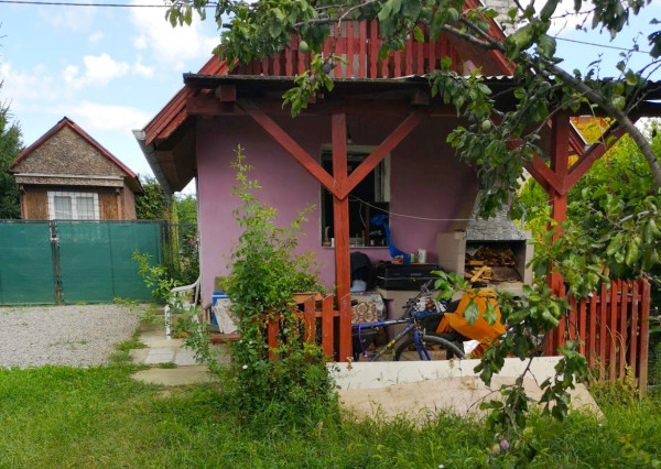 Na predaj záhradná chatka v obci Kráľová nad Váhom – skvelá príležitosť pre oddych