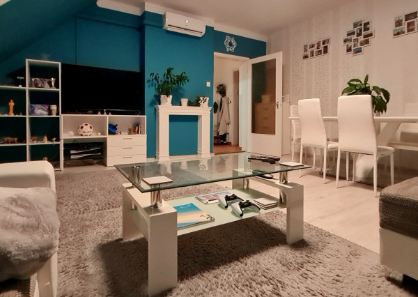TEHLOVÝ, ZARIADENÝ 2-IZBOVÝ BYT NA PREDAJ V CENTRE MESTA MOSONMAGYARÓVÁR