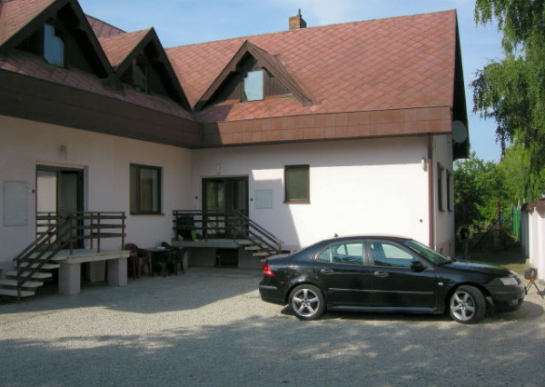 Ubytovacie zariadenie blízko centra mesta.
