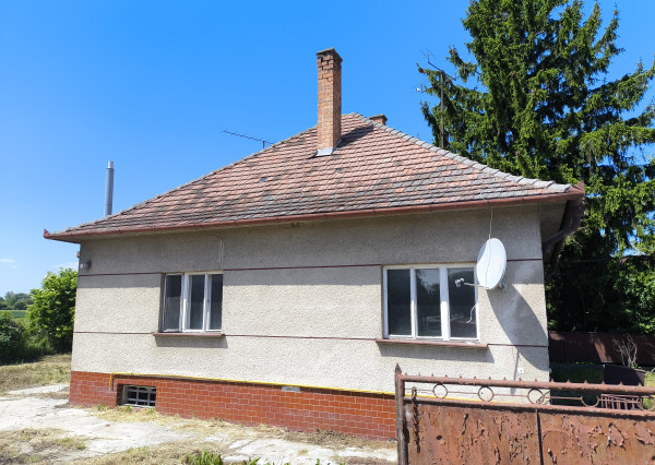 LEN U NÁS! - 4izbový rodinný dom - Michal na Ostrove