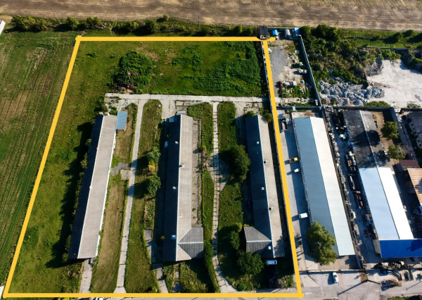 Kostolné Kračany - skladové - prevádzkové priestory na predaj za cenu pozemku