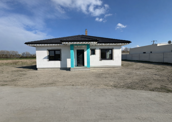 Awreal ponúka na predaj 4izbový bungalov v Hornom Bare