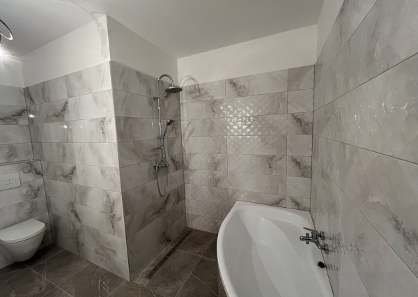 Predaj -  4-izbový rodinný dom – dvojdom v atraktívnej lokalite Florida Park, Dunajská Streda, vedľa termálneho kúpaliska