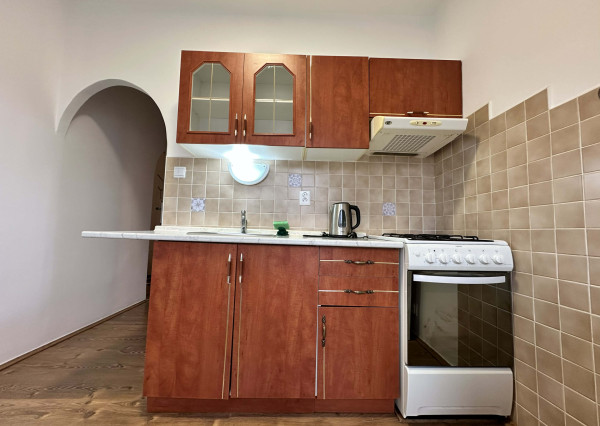 ☎️  0918/197 701  Na prenájom 1 izbový byt s balkónom a pivnicou v meste Dunajská Streda, časť Nová Ves - 36 m2