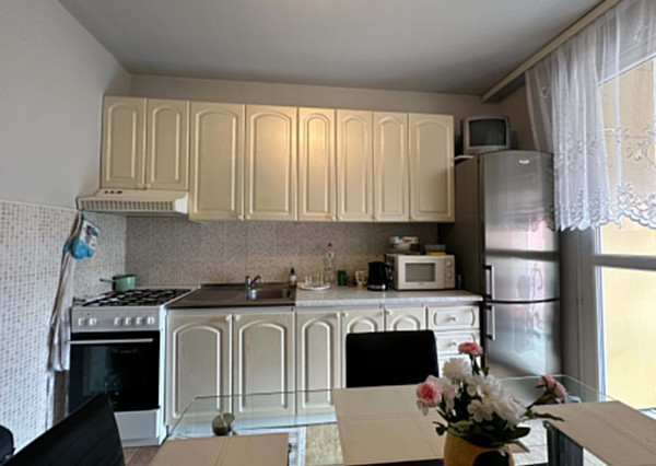 ☎️0918197701 Na predaj kompletne zariadený 3 izbový byt s klimatizáciou aj s balkónom v Dunajskej Strede