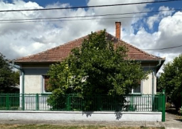 ☎️0918197701Na predaj 4 izbový rodinný dom v obci Trhová Hradská - IBA U NÁS